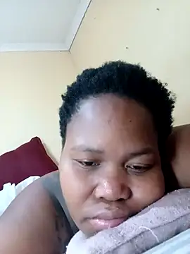 Snapshot of Real1SweetQueen chatting on March 2025 06:50:02 AM Real1SweetQueen online show from March 2025 06:50:02 AM