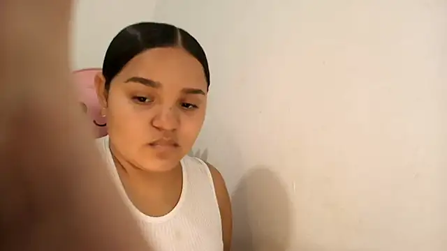 Charlotte-Chanell online show from May 2026 01:11:01 AM