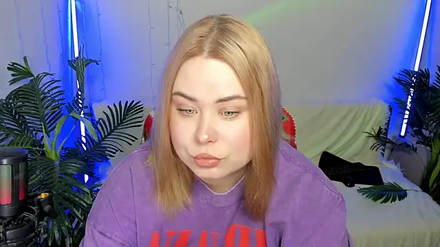 Akemi BBW online show from February 2025 06:33:01 PM