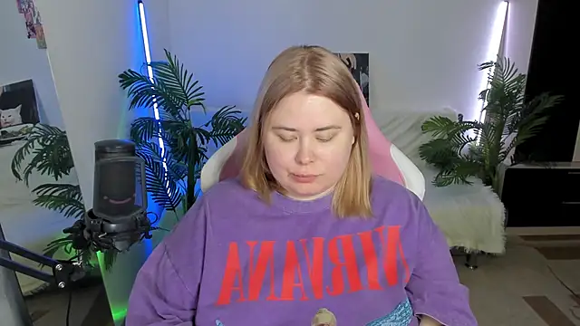 Akemi BBW online show from February 2025 09:52:02 PM