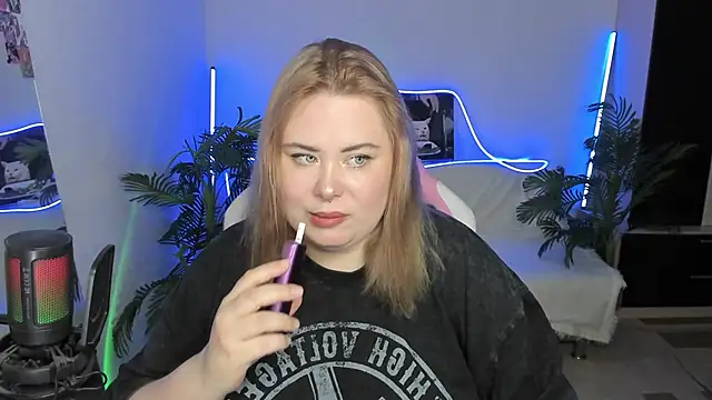 Akemi BBW online show from March 2025 07:01:02 PM