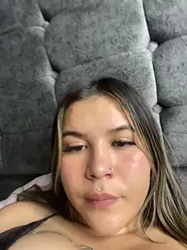 zoe adhara online show from March 2025 03:04:02 AM