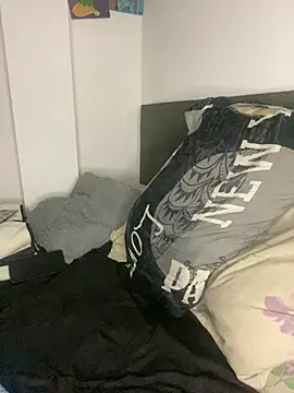 DereckCooperr online show from February 2026 04:02:01 AM