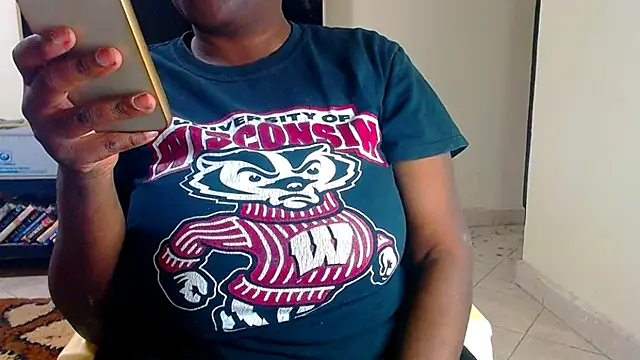 Snapshot of sunnylovexp chatting on February 2025 07:32:02 PM sunnylovexp online show from February 2025 07:32:02 PM