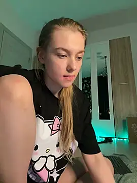 Snapshot of freiiaflower chatting on February 2025 04:10:02 AM freiiaflower online show from February 2025 04:10:02 AM