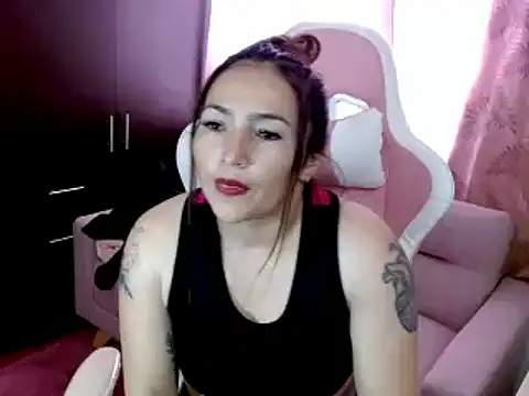 Snapshot of EVA_GRAYS chatting on March 2025 06:26:02 PM EVA GRAYS online show from March 2025 06:26:02 PM