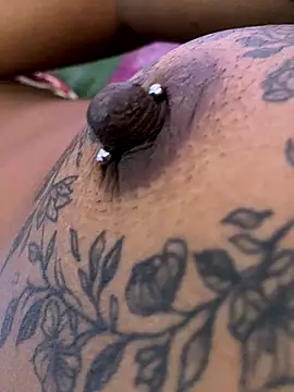 Snapshot of MariaLorenaah chatting on December 2025 04:23:02 PM MariaLorenaah online show from December 2025 04:23:02 PM