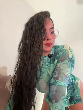 anniesweet02 online show from February 2026 11:31:01 PM