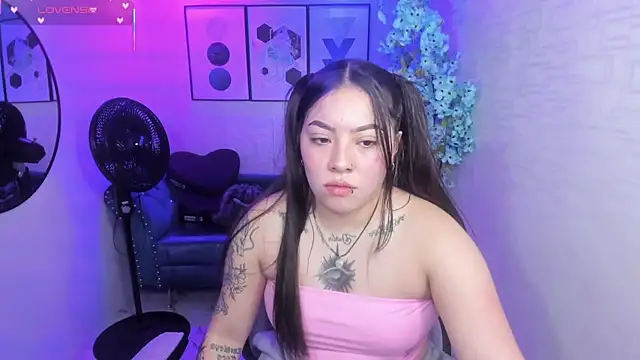 Isa reel online show from September 2025 03:58:02 PM