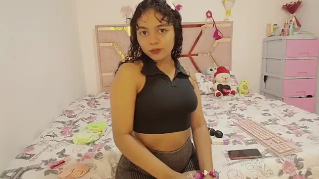 Snapshot of Winnifer_Gonzal chatting on May 2026 03:47:02 AM Winnifer Gonzal online show from May 2026 03:47:02 AM