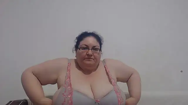 Nykyxo online show from June 2026 02:41:02 PM