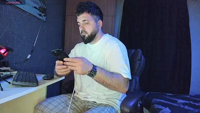 Eduu2322 online show from March 2025 10:37:01 PM