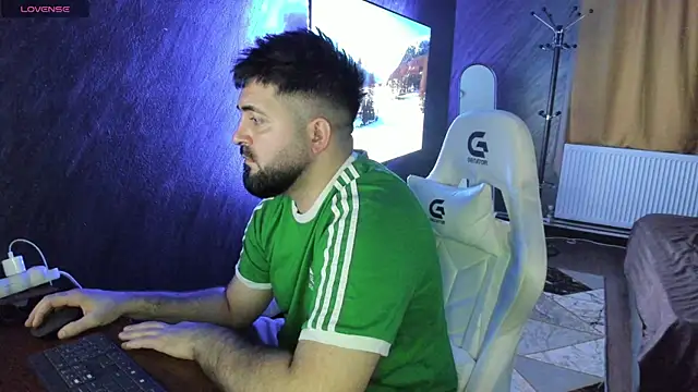 Eduu2322 online show from April 2026 07:03:02 PM