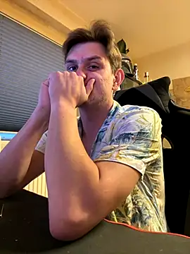 Snapshot of Shaiiboy chatting on September 2025 04:58:02 AM Shaiiboy online show from September 2025 04:58:02 AM