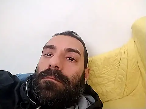 Snapshot of Maximus-40 chatting on February 2025 05:25:02 PM Maximus-40 online show from February 2025 05:25:02 PM