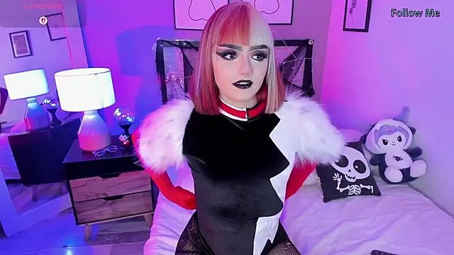 Liza Sweett online show from October 2025 10:11:02 PM