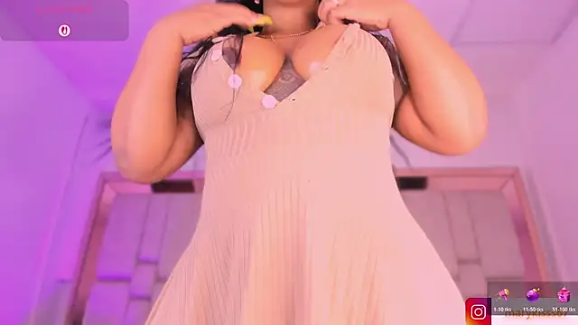 Snapshot of mary_kisses chatting on November 2025 08:30:01 PM mary kisses online show from November 2025 08:30:01 PM