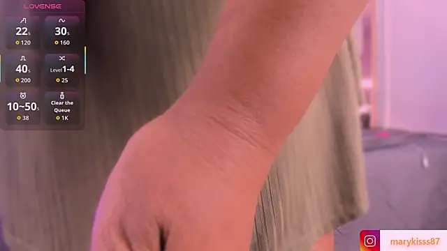 Snapshot of mary_kisses chatting on December 2025 08:27:01 PM mary kisses online show from December 2025 08:27:01 PM