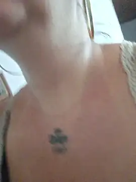 Snapshot of Gimena41 chatting on November 2025 04:05:01 PM Gimena41 online show from November 2025 04:05:01 PM