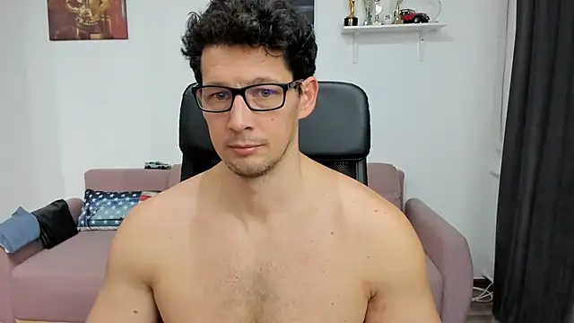 BrutusK08 online show from January 2025 12:18:01 PM