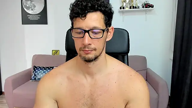 Snapshot of BrutusK08 chatting on July 2026 05:47:02 AM BrutusK08 online show from July 2026 05:47:02 AM