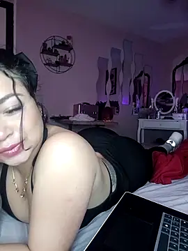 Lia Roxx online show from November 2025 04:29:01 PM