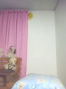 Snapshot of KATYGONZALEZ chatting on December 2025 08:21:02 AM KATYGONZALEZ online show from December 2025 08:21:02 AM