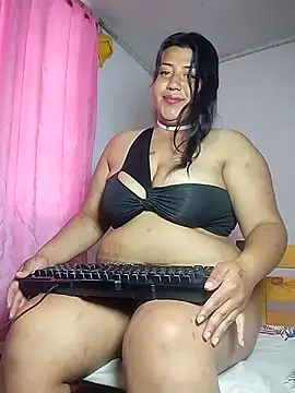 Snapshot of KATYGONZALEZ chatting on February 2026 12:10:02 PM KATYGONZALEZ online show from February 2026 12:10:02 PM