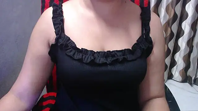 Snapshot of Kaur_Jannat chatting on January 2025 06:04:02 PM Kaur Jannat online show from January 2025 06:04:02 PM