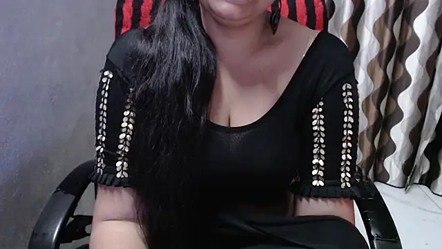 Snapshot of Kaur_Jannat chatting on January 2025 08:28:01 PM Kaur Jannat online show from January 2025 08:28:01 PM