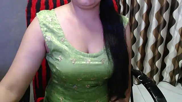 Snapshot of Kaur_Jannat chatting on January 2025 09:05:02 PM Kaur Jannat online show from January 2025 09:05:02 PM