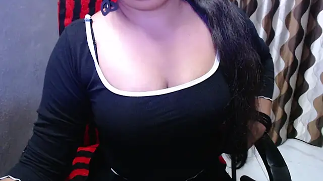 Snapshot of Kaur_Jannat chatting on February 2025 05:37:01 PM Kaur Jannat online show from February 2025 05:37:01 PM