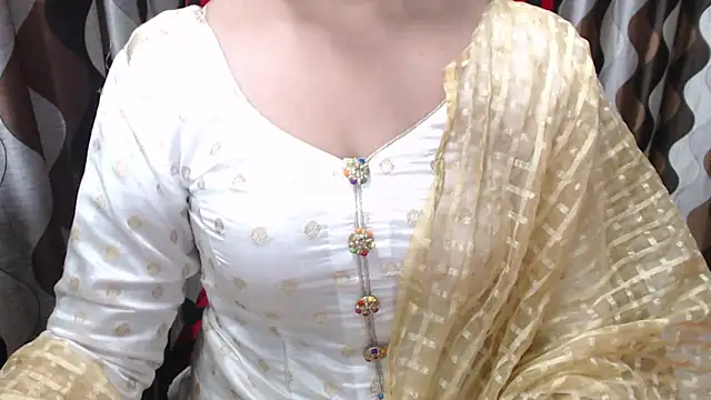 Snapshot of Kaur_Jannat chatting on February 2025 08:50:02 PM Kaur Jannat online show from February 2025 08:50:02 PM