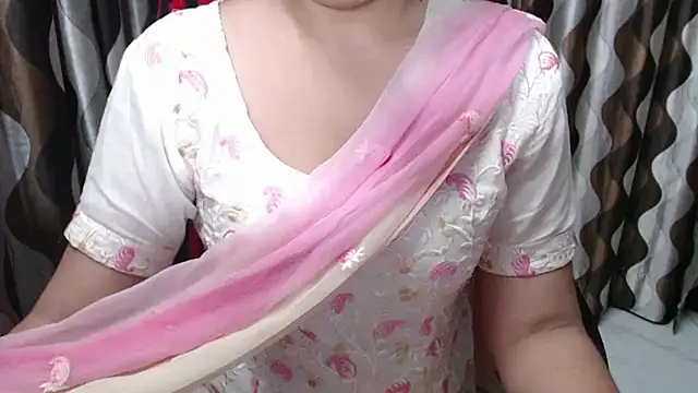 Snapshot of Kaur_Jannat chatting on February 2025 10:25:01 PM Kaur Jannat online show from February 2025 10:25:01 PM