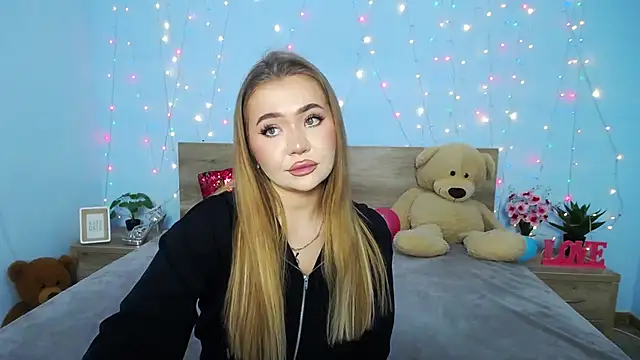 Snapshot of StacyYellig chatting on January 2025 11:05:02 PM StacyYellig online show from January 2025 11:05:02 PM