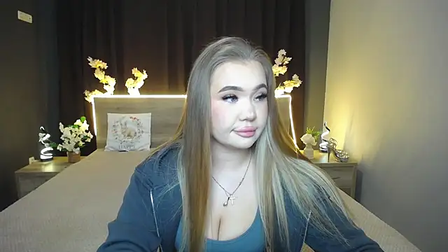 StacyYellig online show from April 2026 08:34:01 PM
