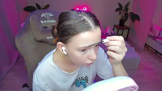 HelloRoxy online show from December 2024 06:09:02 PM