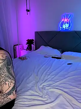 Snapshot of GroteskJane chatting on February 2025 08:36:01 PM GroteskJane online show from February 2025 08:36:01 PM