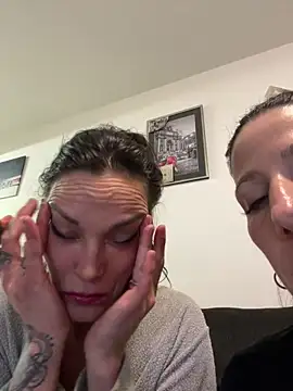 LARACROFT99 online show from March 2026 06:30:02 AM