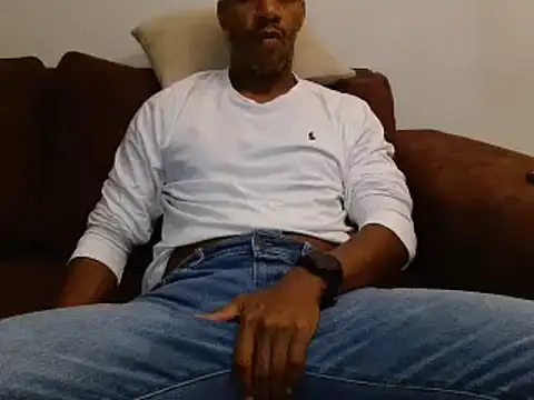 Snapshot of elmorenazost chatting on March 2025 10:14:02 AM elmorenazost online show from March 2025 10:14:02 AM