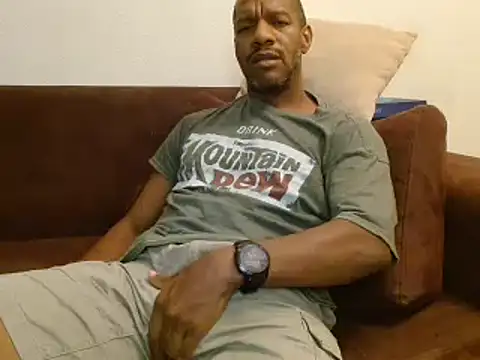 Snapshot of elmorenazost chatting on March 2025 02:57:02 AM elmorenazost online show from March 2025 02:57:02 AM