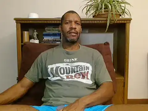 Snapshot of elmorenazost chatting on March 2025 02:30:01 AM elmorenazost online show from March 2025 02:30:01 AM