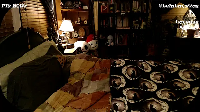 Snapshot of LeluLuvsYou chatting on December 2024 07:21:01 AM LeluLuvsYou online show from December 2024 07:21:01 AM