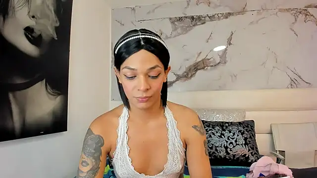 emily lady20 online show from July 2026 03:47:02 AM