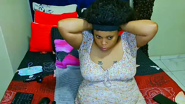 THESHORTQUEEN online show from December 2025 02:28:02 AM