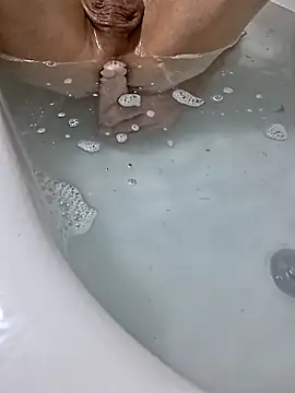 Snapshot of chillmfrs chatting on November 2025 01:10:02 PM chillmfrs online show from November 2025 01:10:02 PM