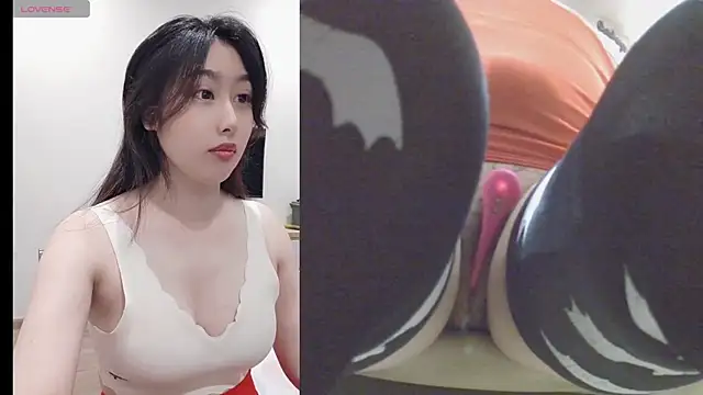 Snapshot of Chuppa_Chup chatting on January 2025 11:00:02 AM Chuppa Chup online show from January 2025 11:00:02 AM