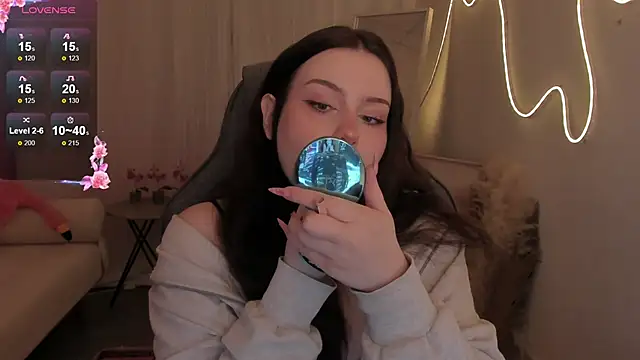 CoralineKeyns online show from March 2026 05:34:01 AM