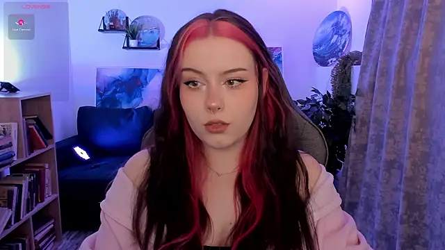 CoralineKeyns online show from March 2026 06:41:03 AM