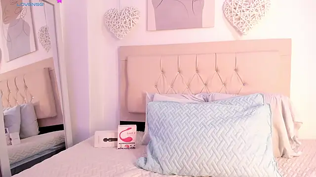 daiana curly online show from February 2025 06:51:02 PM